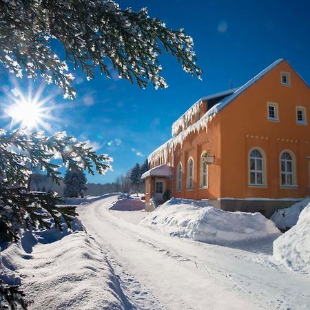 Landgasthof Wolfsgrund Hotel Dorfchemnitz Exterior photo